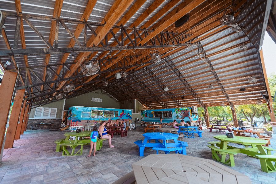 Covered pavilion at Splash RV Resort